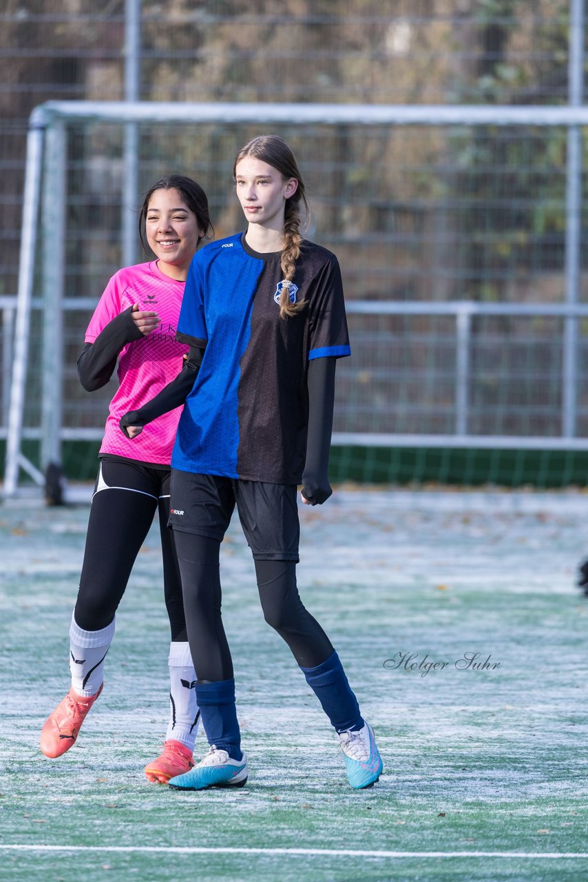 Bild 173 - wCJ VfL Pinneberg - SSV Rantzau : Ergebnis: 0:0